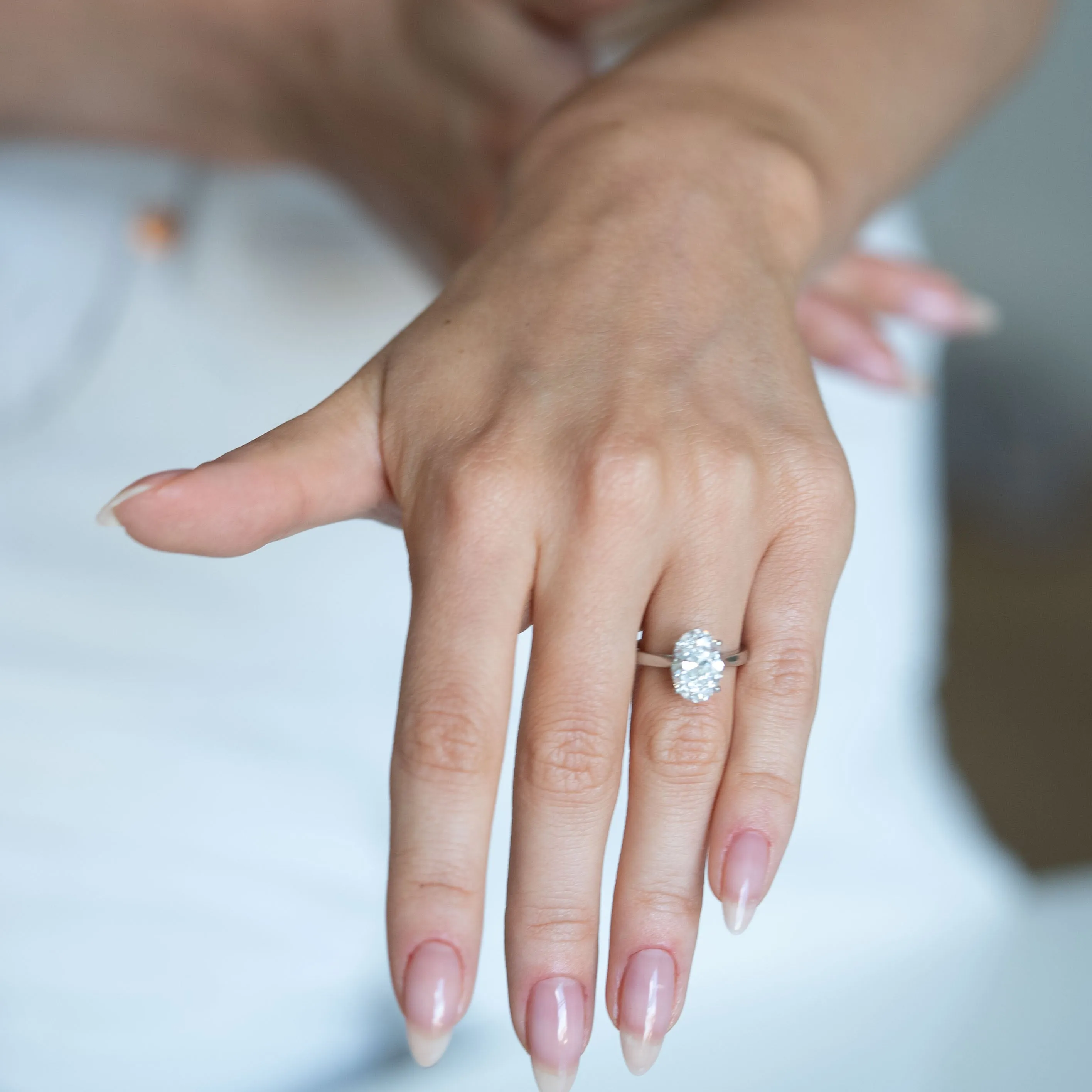 3ct Oval Cut Lab Grown Diamond Ring in Platinum (F Color, VS2 Clarity)