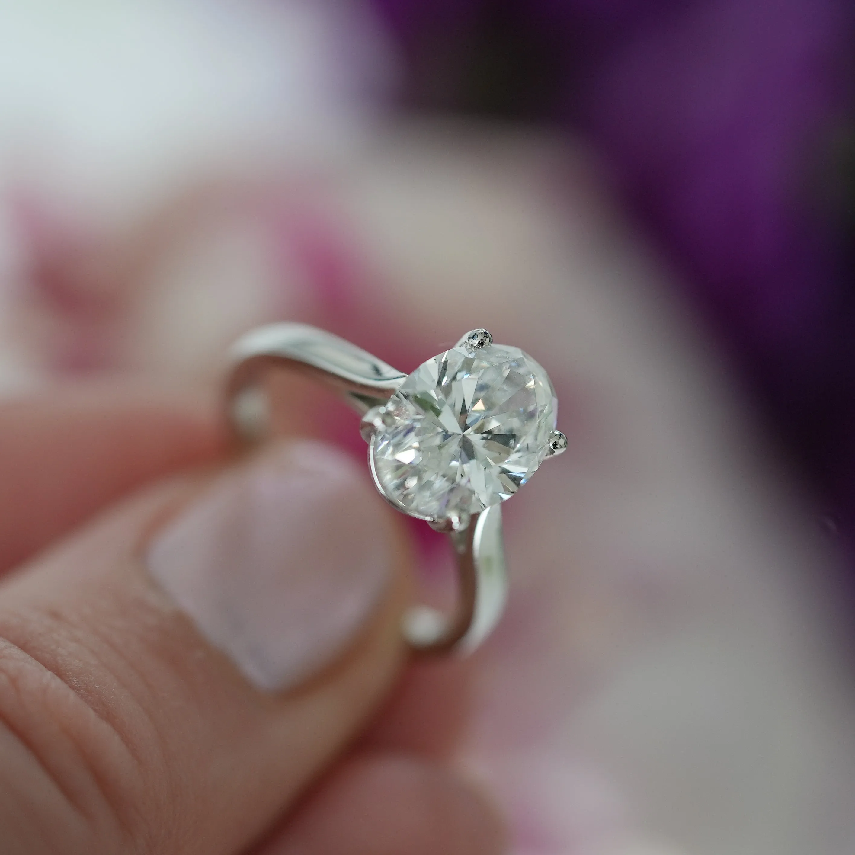 3ct Oval Cut Lab Grown Diamond Ring in Platinum (F Color, VS2 Clarity)