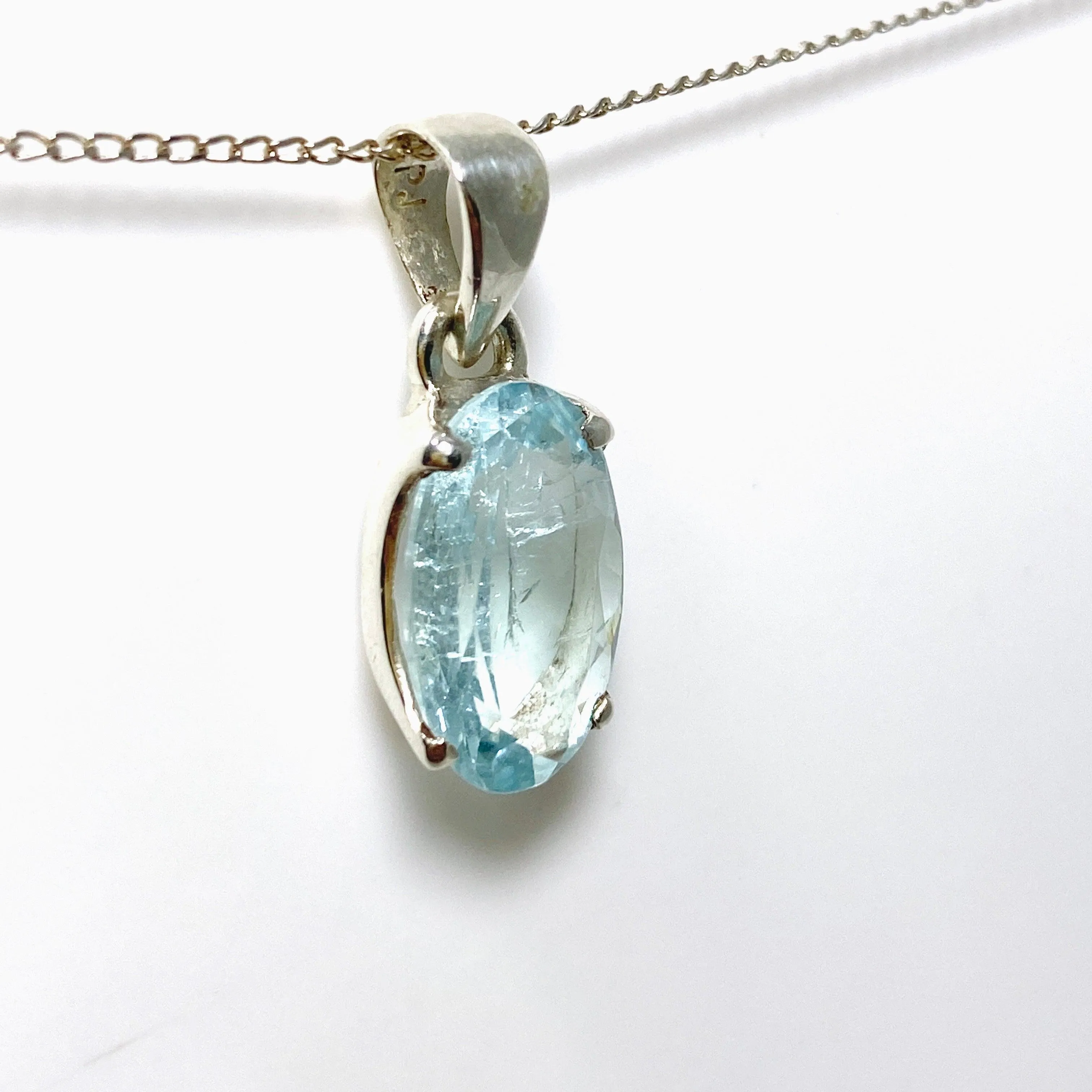 Aquamarine Faceted Petite Oval Pendant PPGJ743