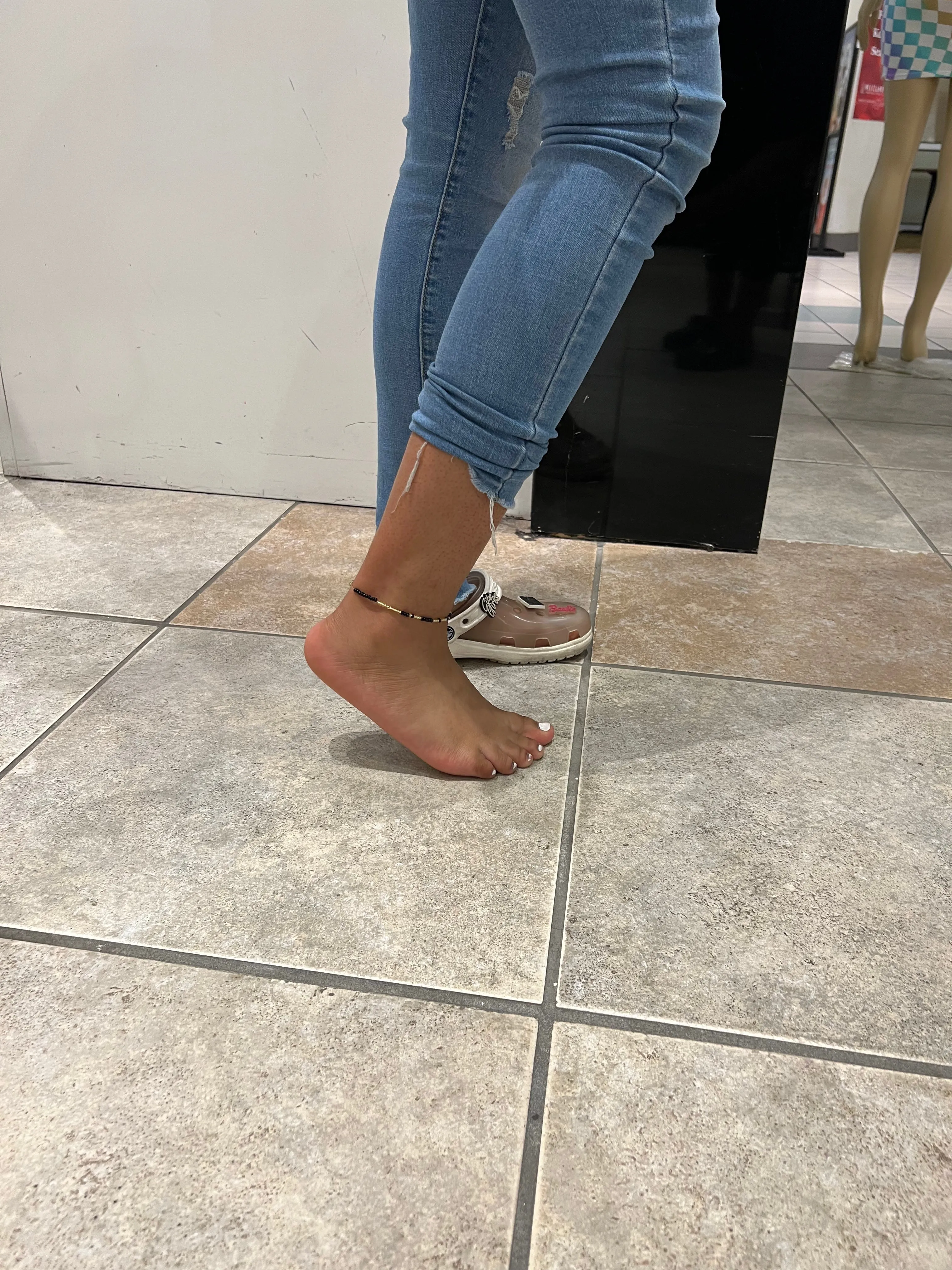 Black and gold anklet