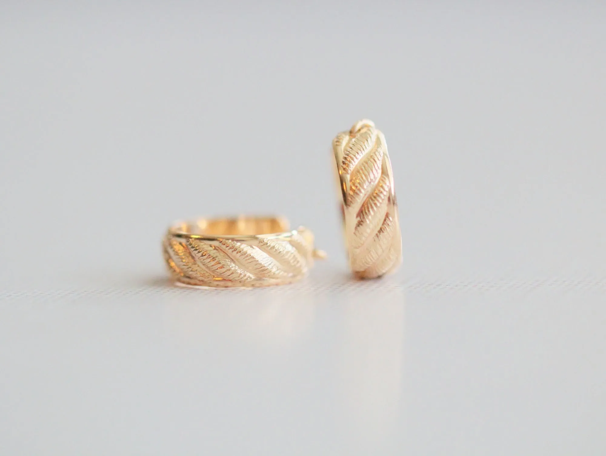 Cable Hoops