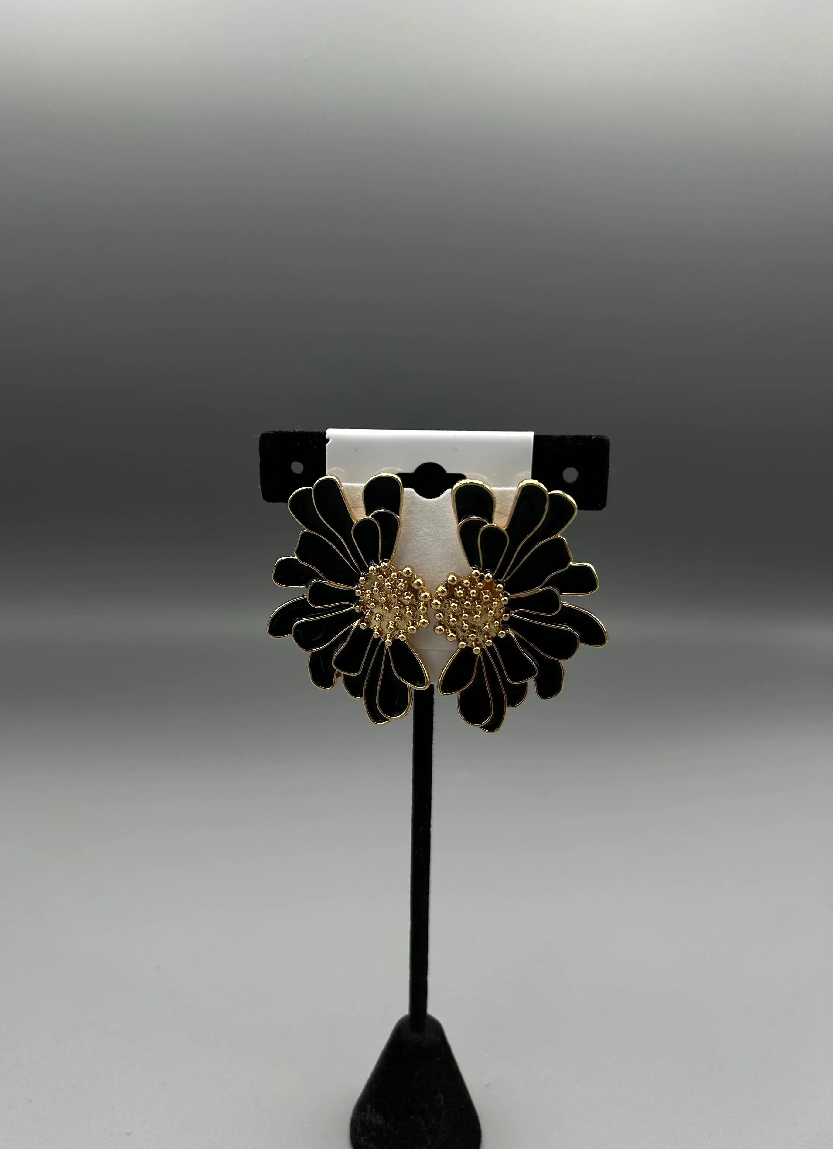 Chantelly Earrings