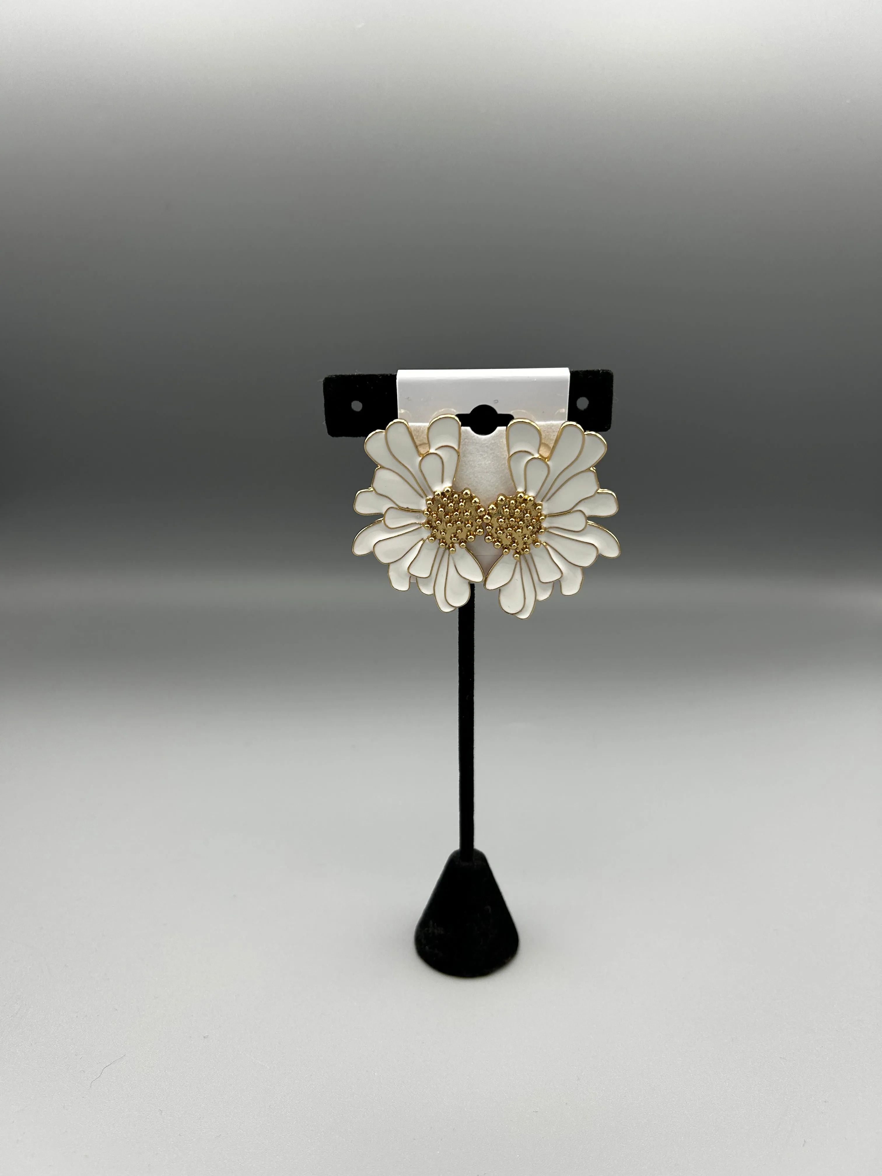 Chantelly Earrings