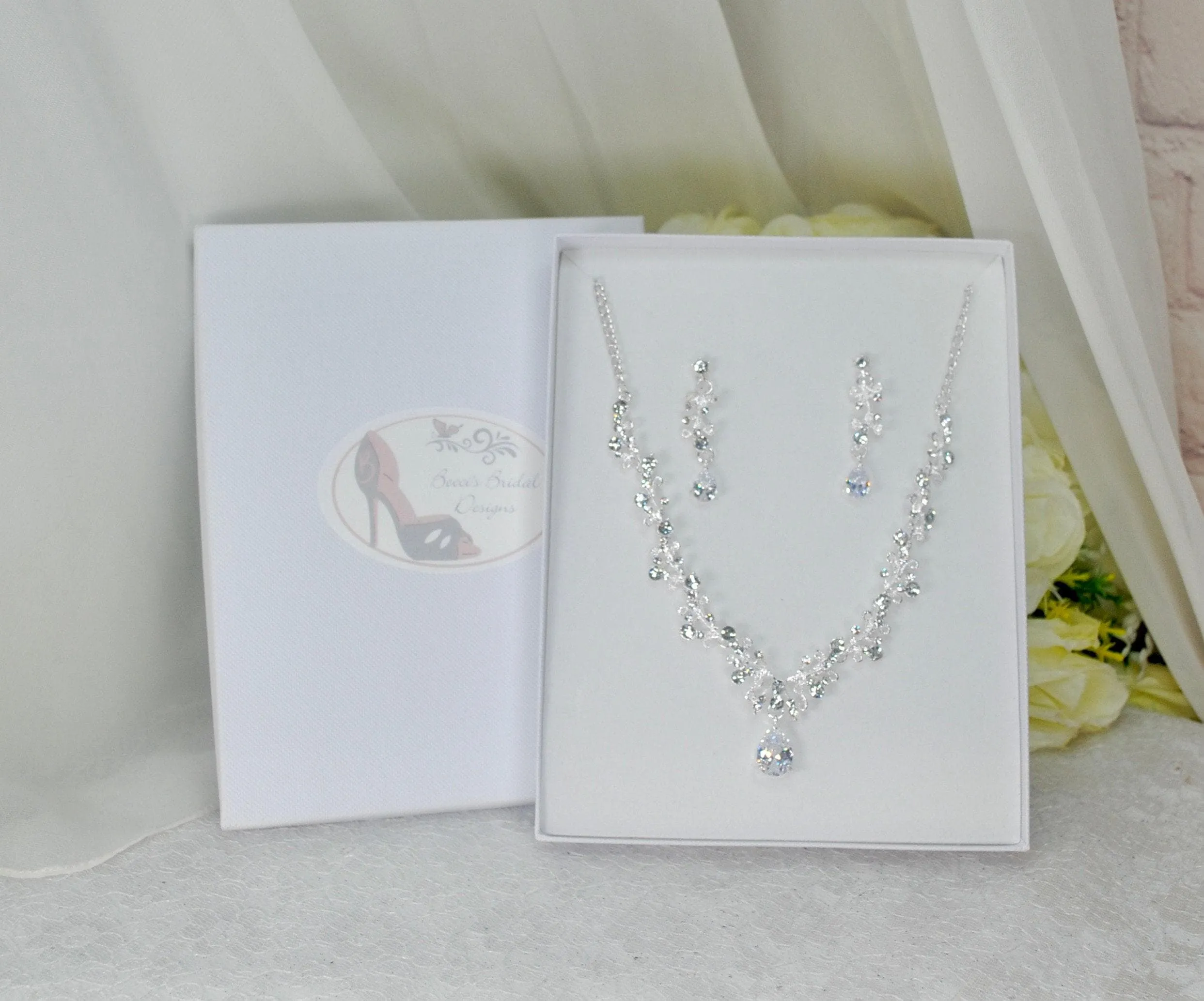 Delicate Bridal Jewellery Set | Wedding Crystal Necklace Jewellery Set