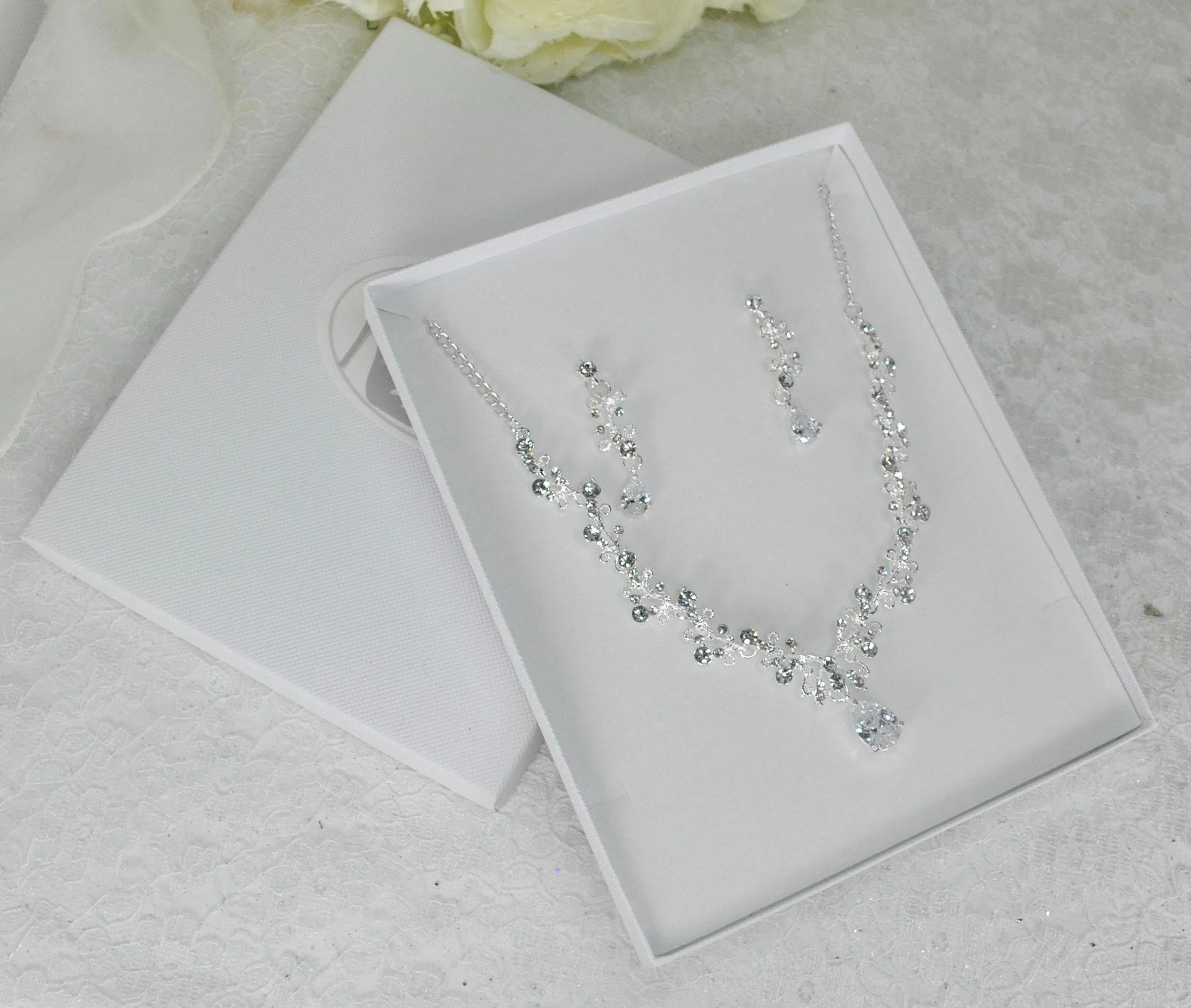 Delicate Bridal Jewellery Set | Wedding Crystal Necklace Jewellery Set