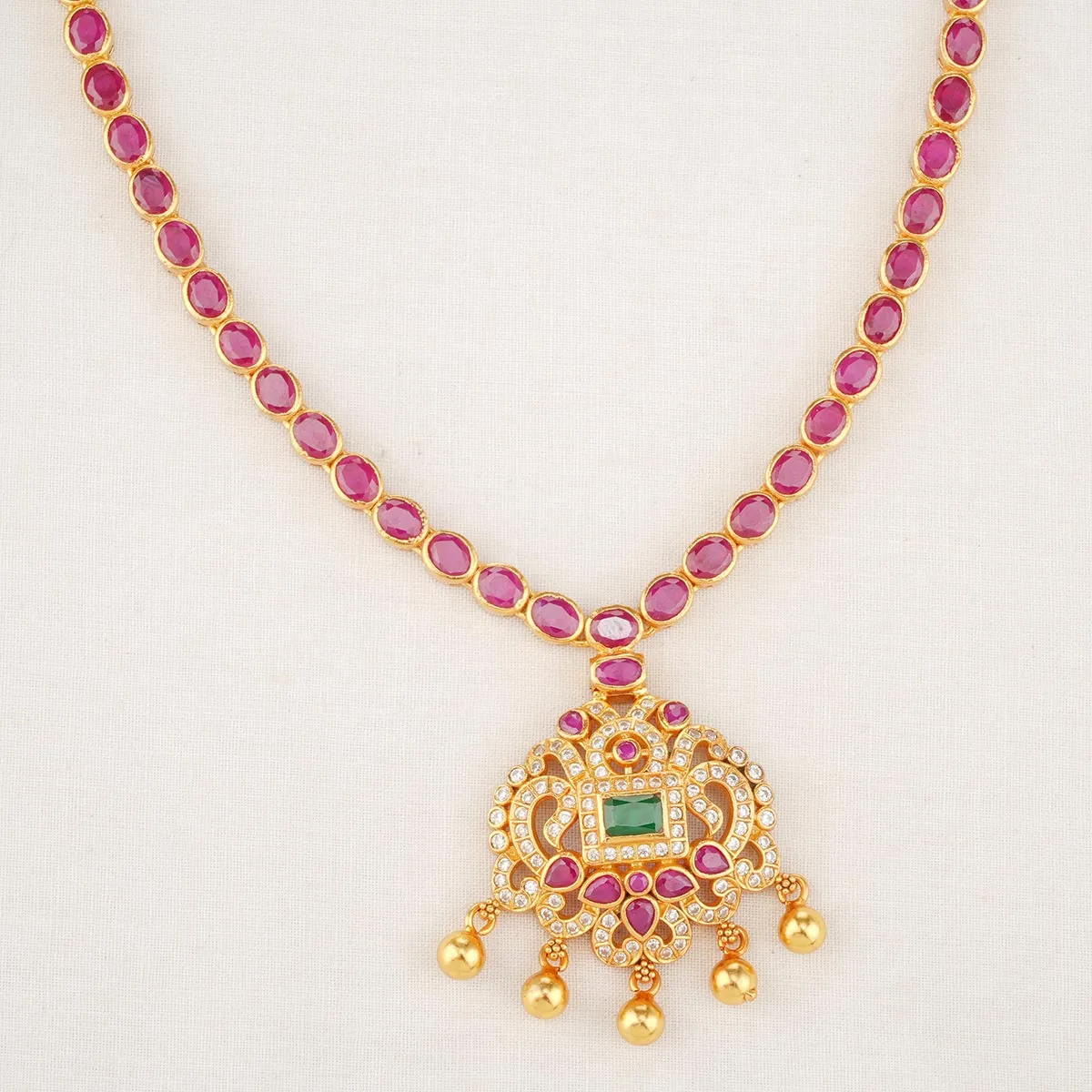 Divya Short Necklace