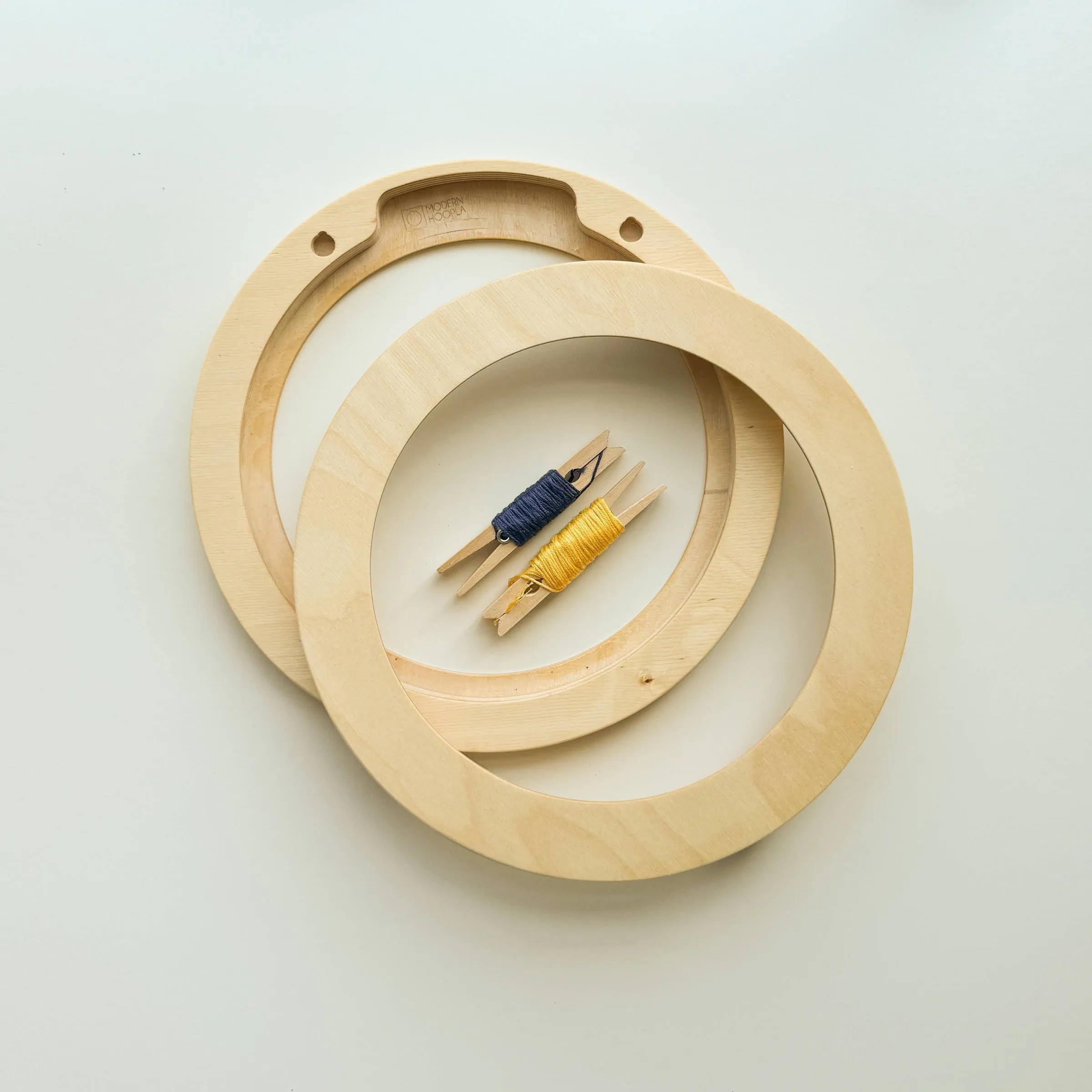 Embroidery Frame - 8" Circle in Birch