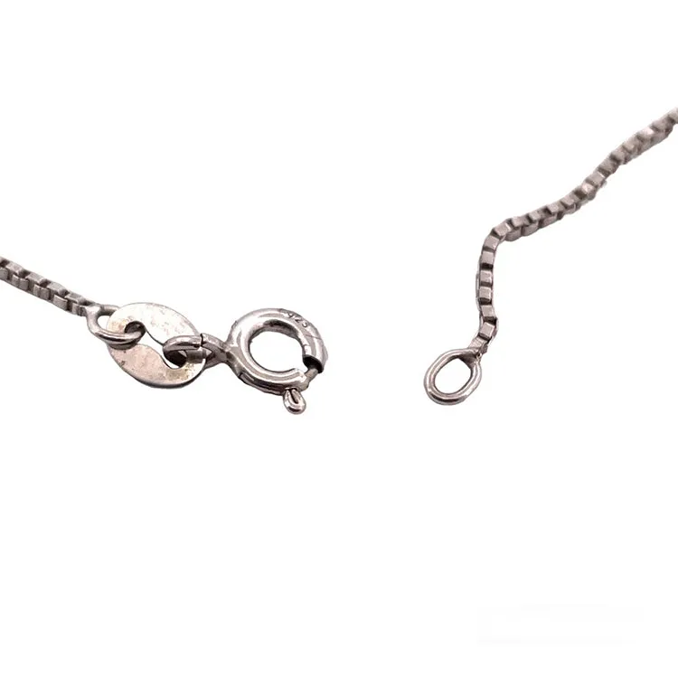 Exquisite 18k White Gold Natural Diamond Key Necklace