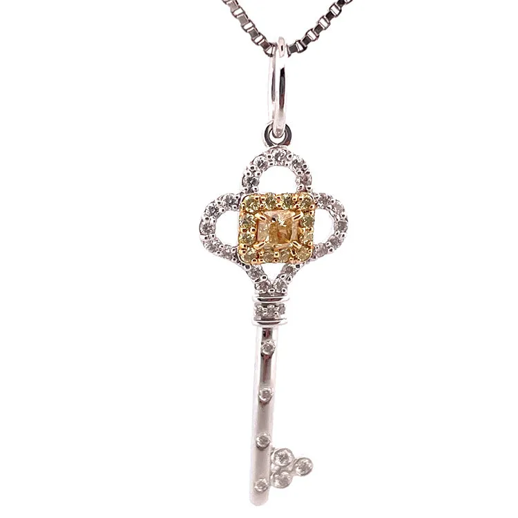 Exquisite 18k White Gold Natural Diamond Key Necklace