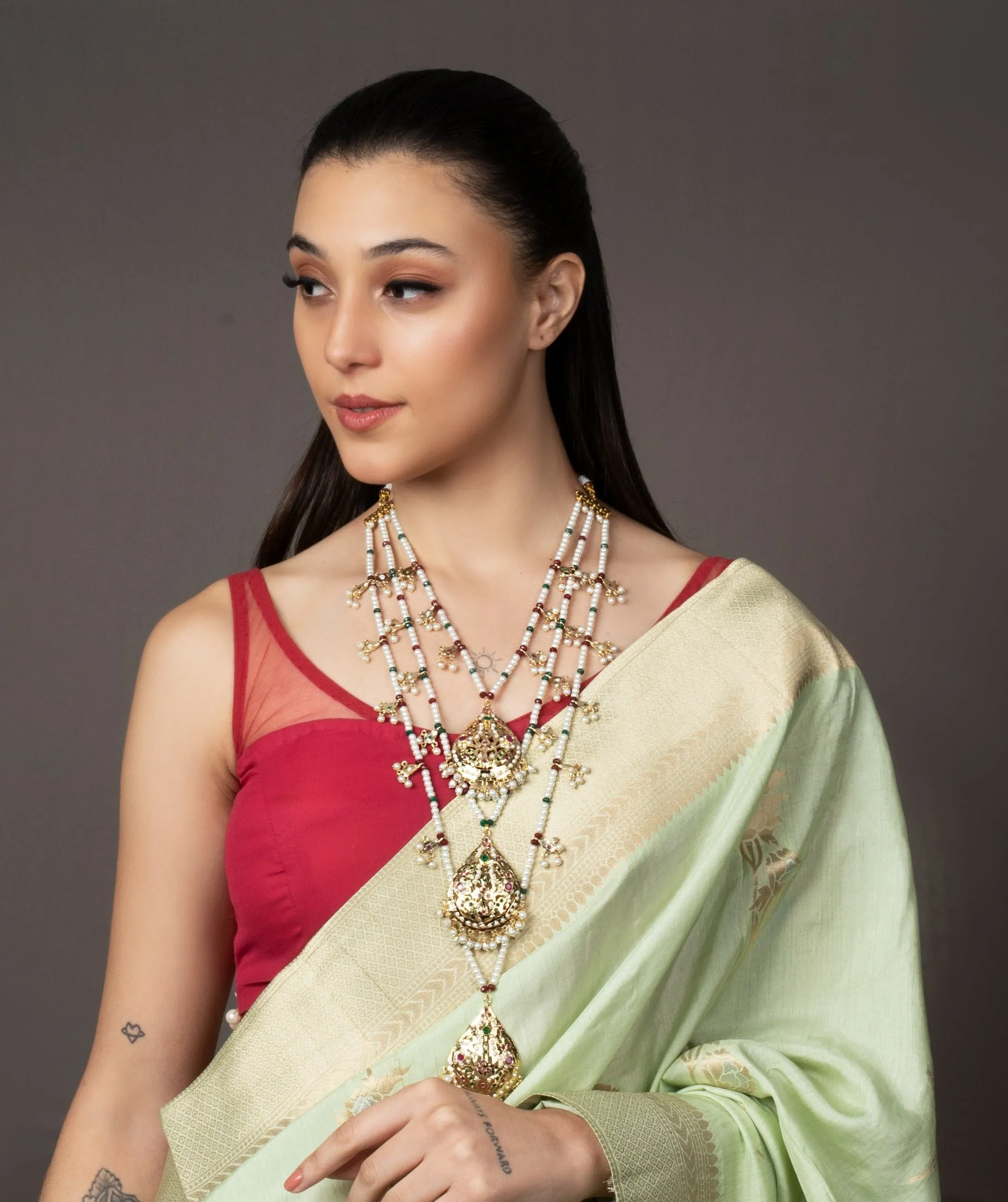 Exquisite Triple Layer Jadau Necklace - Multicolour