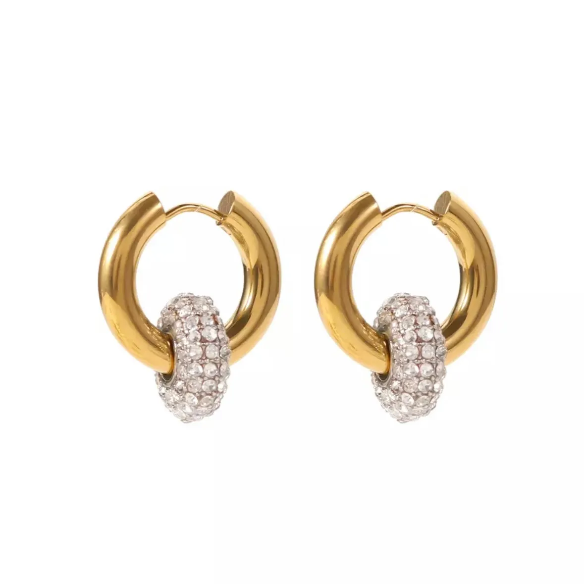 Kira Hoops