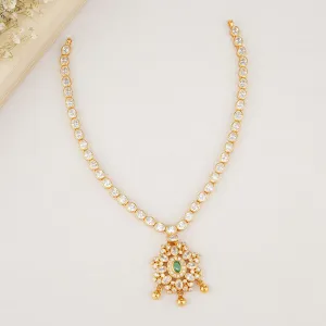 Mynica Short Necklace