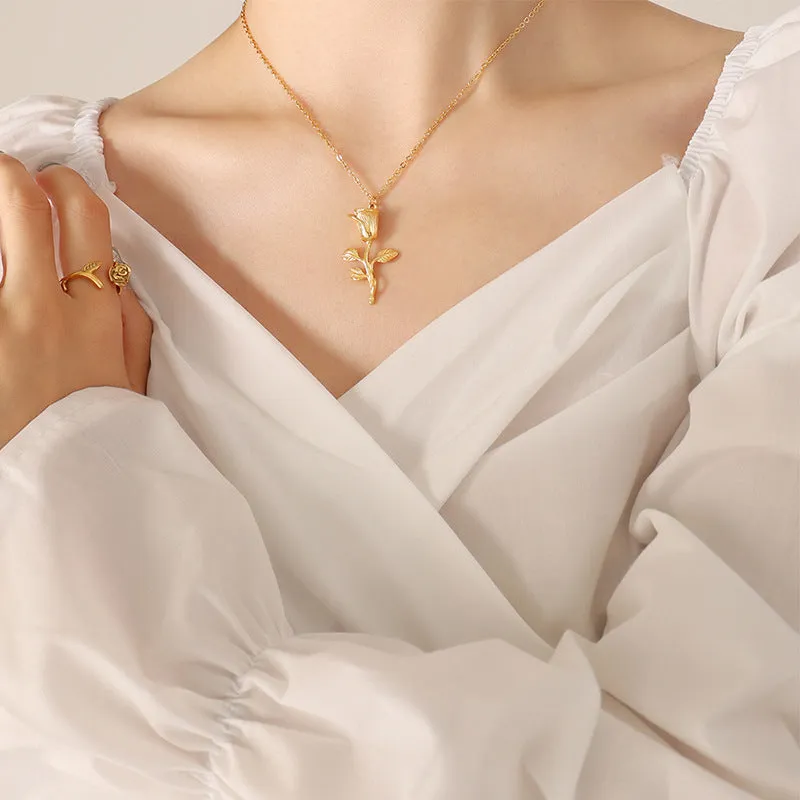 Outstanding Korean Rose Collarbone Jewelry Set with Titanium Steel Pieces for Women