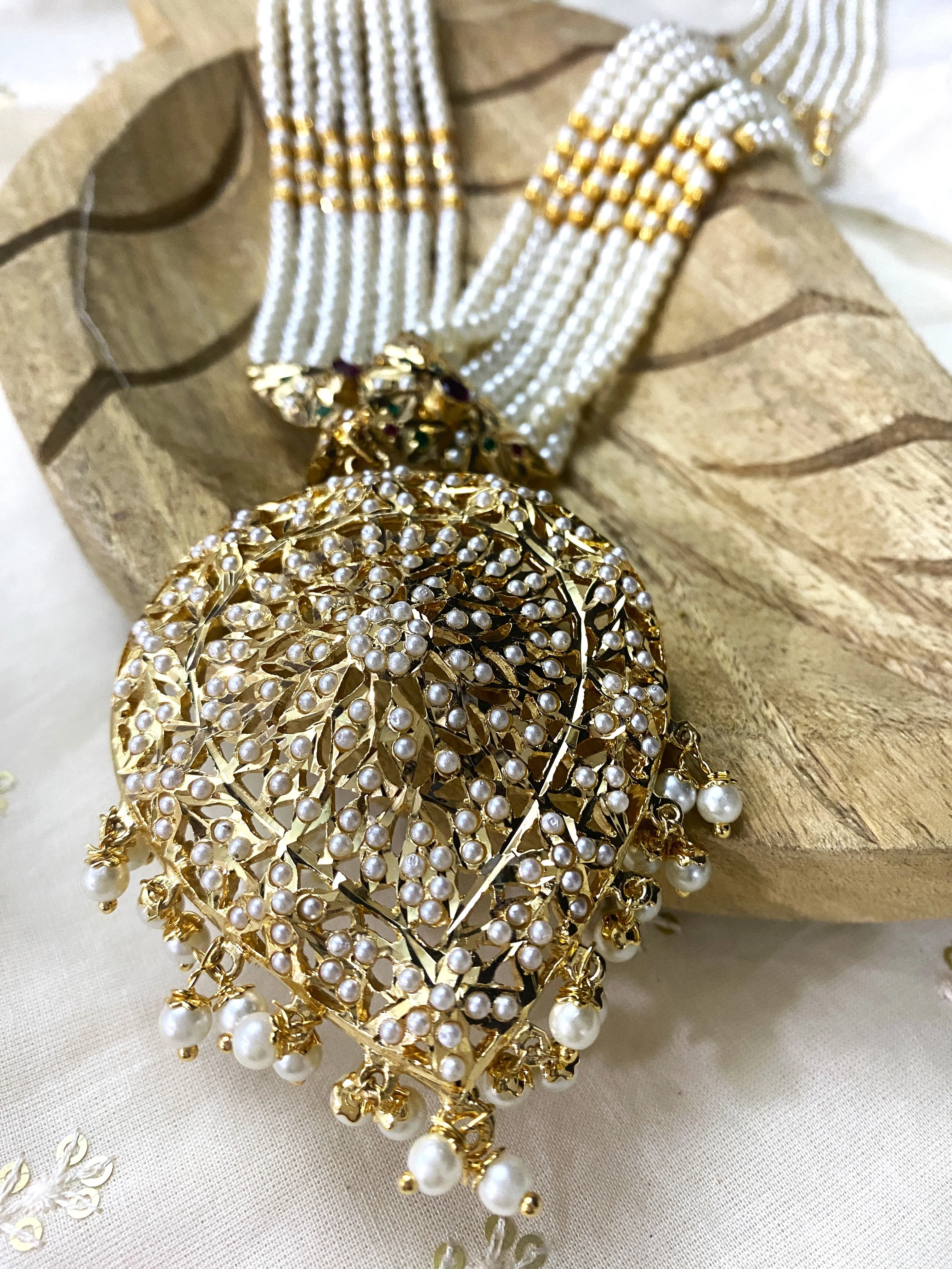 Petal Shaped Rani Haar Jadau Long Necklace (without Earrings)
