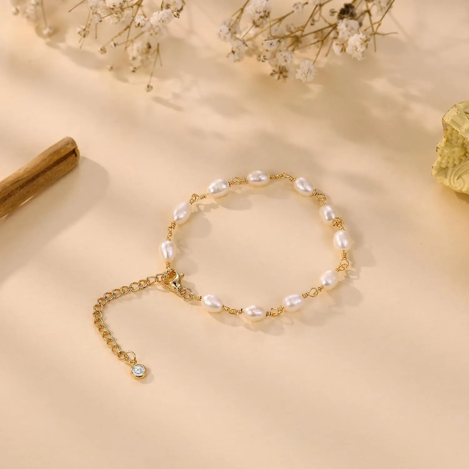 Ritach Pearl Bracelet for Women 18K Gold Plated Dainty Adjustable Cultured Pearls Bracelets Gold Beaded Bracelets for Bridesmaid Jewelry