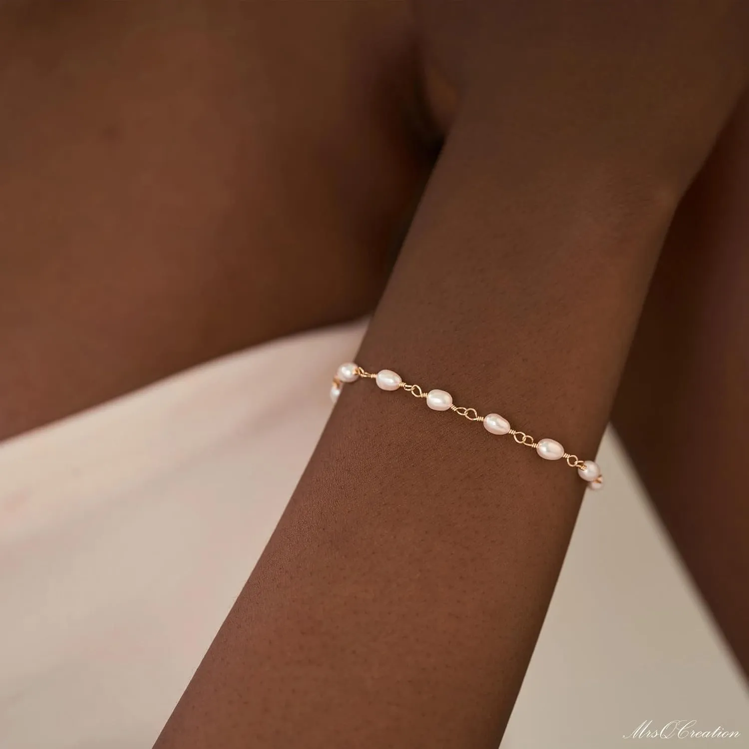 Ritach Pearl Bracelet for Women 18K Gold Plated Dainty Adjustable Cultured Pearls Bracelets Gold Beaded Bracelets for Bridesmaid Jewelry