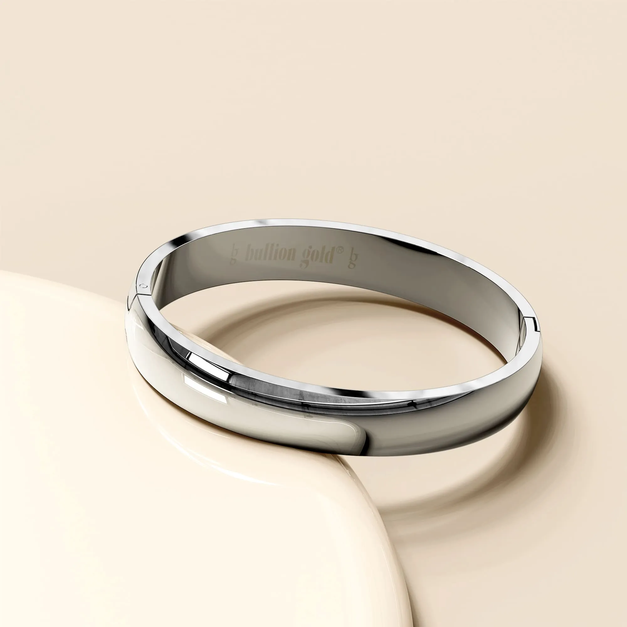 Serena Solid Flat Hinged Bangle in Silver
