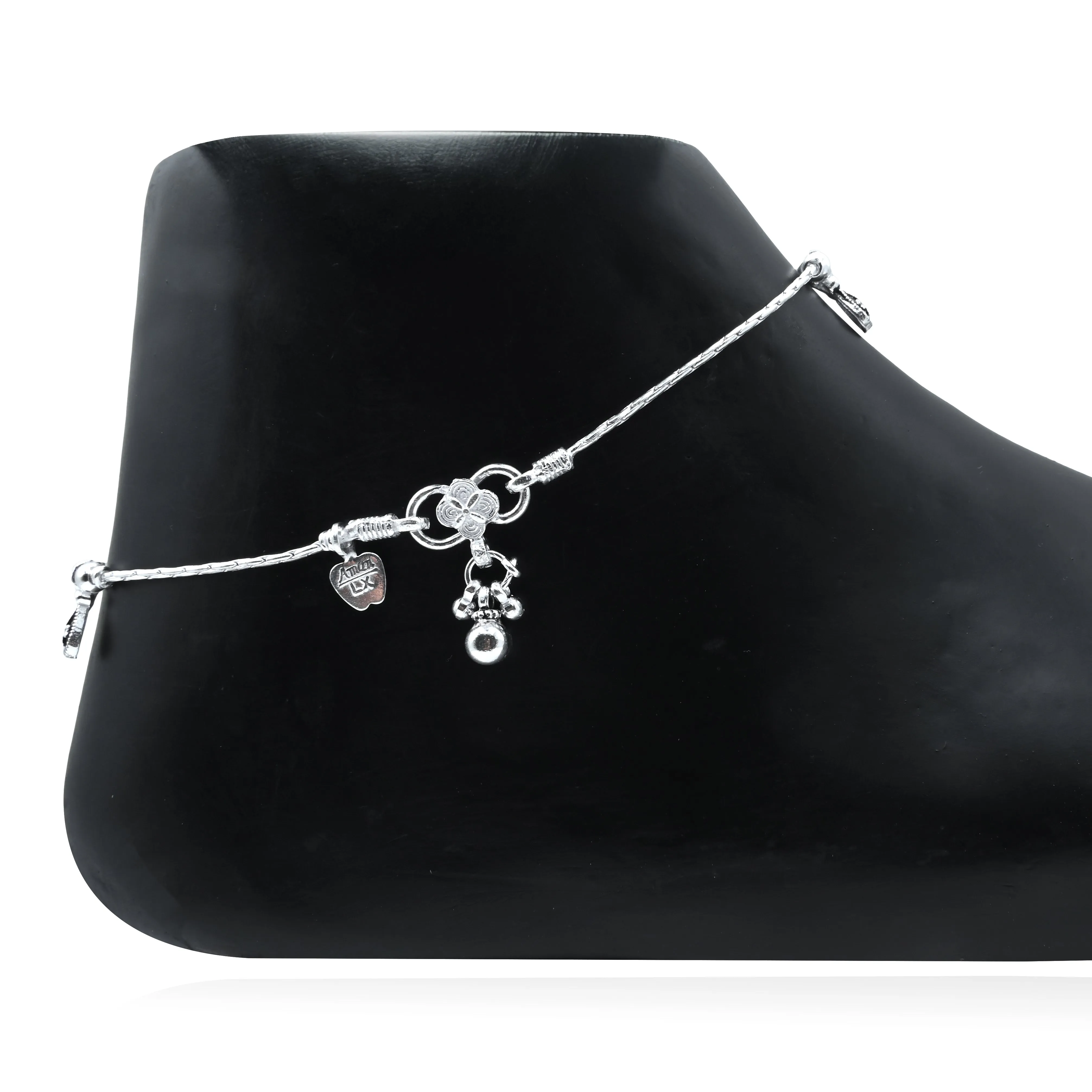 Silver Lightweight Anklet with Black Moti – Trendy and Elegant Design