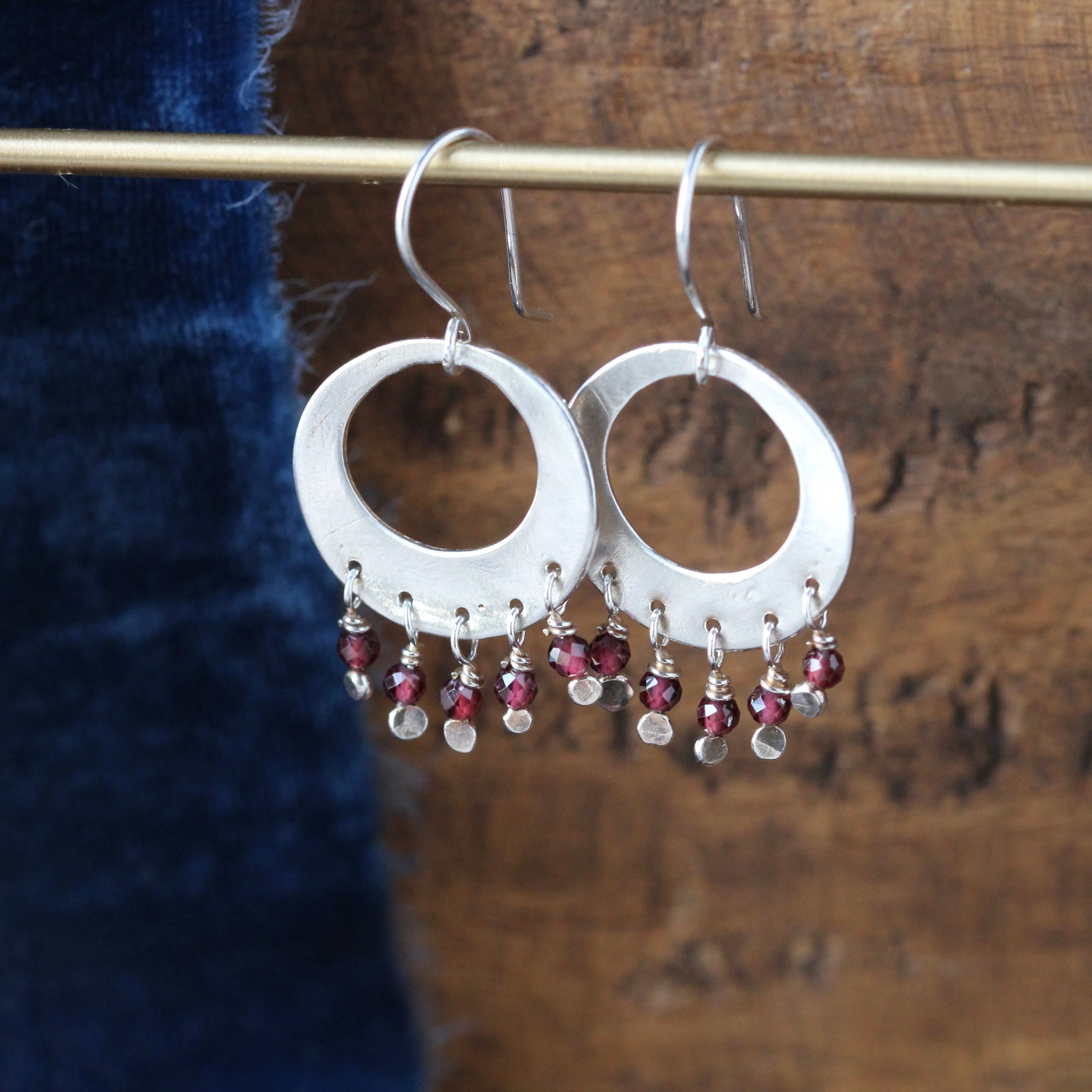 Stevie Earrings sterling silver and garnet