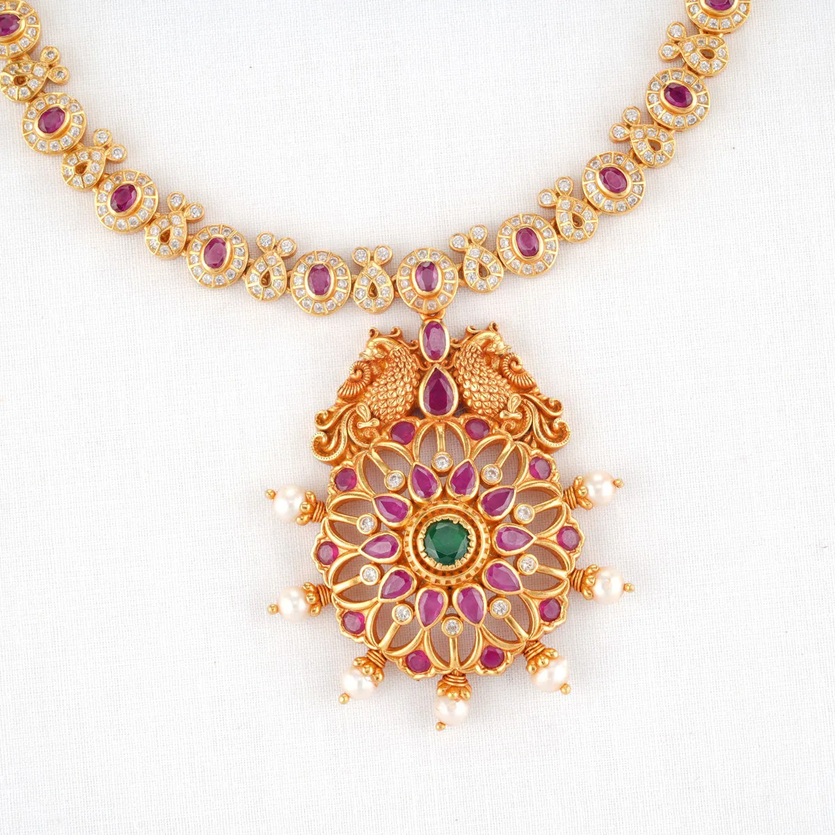 Vicshi Short Necklace