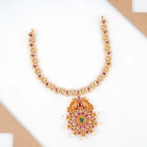 Vicshi Short Necklace